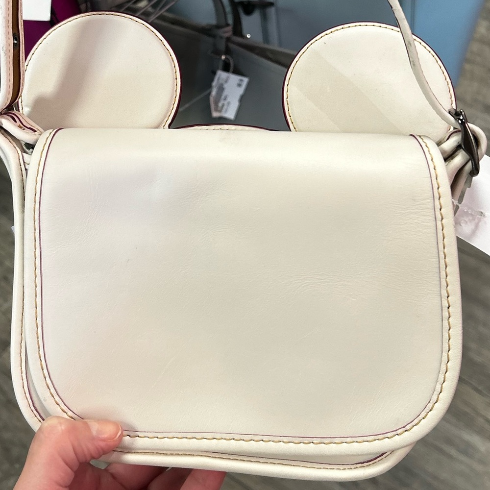 Rare Disney X Coach F59369 Patricia Saddle Glove Calf Leather With Mickey Ears - Picture 4 of 5